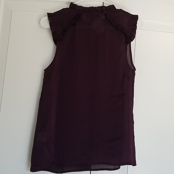 Modcloth Sleevless Blouse - Picture 6 of 9